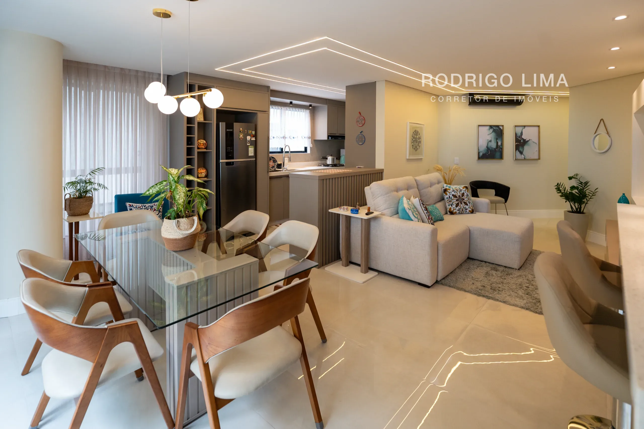 Living do Baía Azul 401